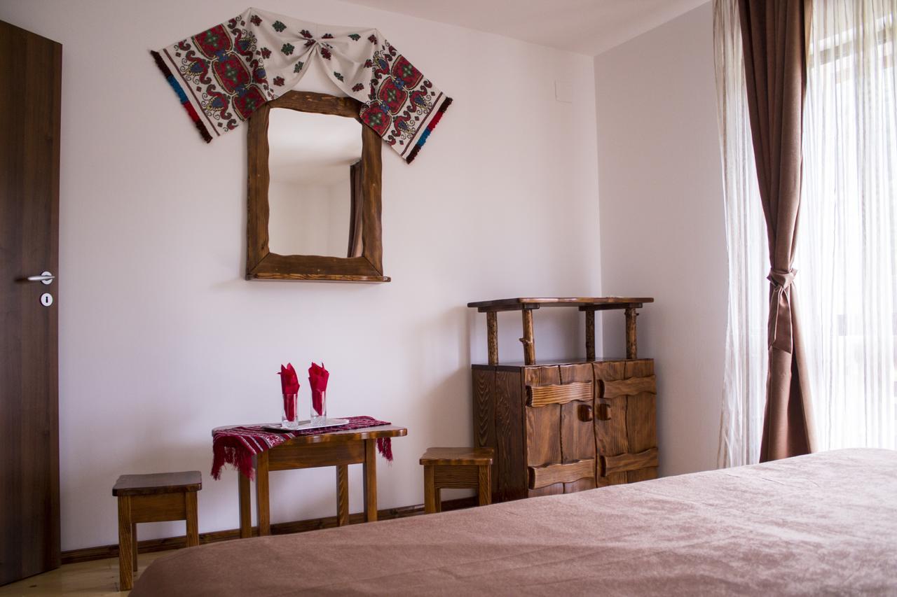 Villa Cabana Barlogul Lupilor Berevoesti Zimmer foto
