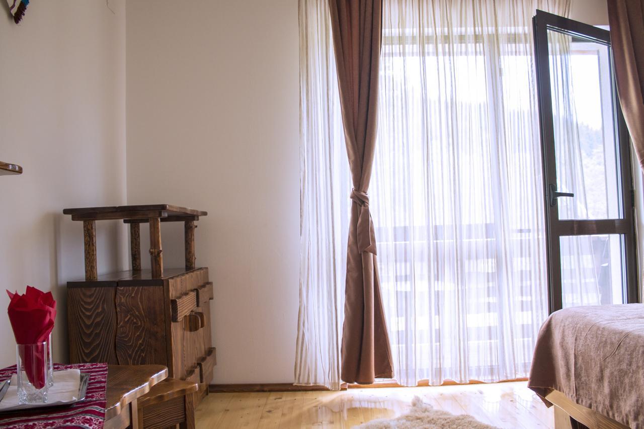 Villa Cabana Barlogul Lupilor Berevoesti Zimmer foto